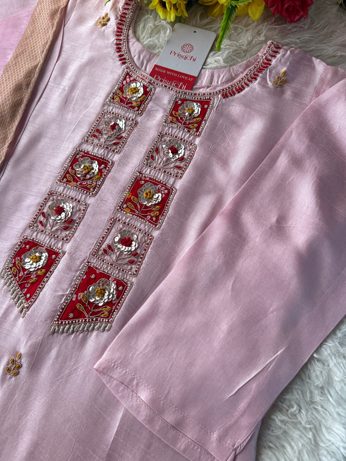 Pink Embroidered kurta set with dupatta