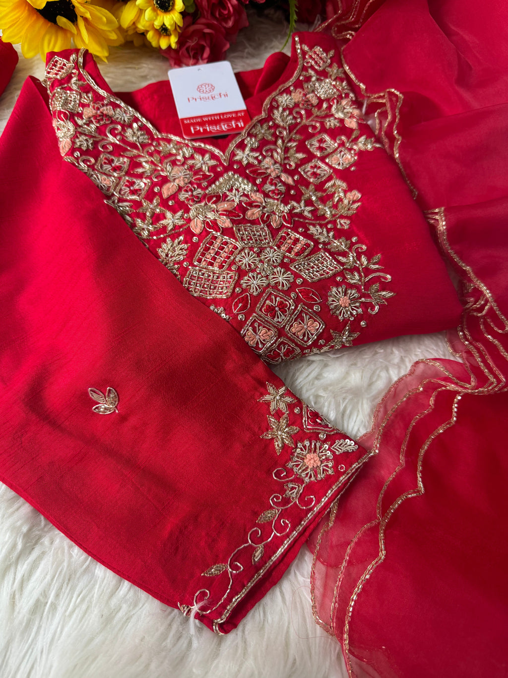 Red Embroidered kurta set with dupatta