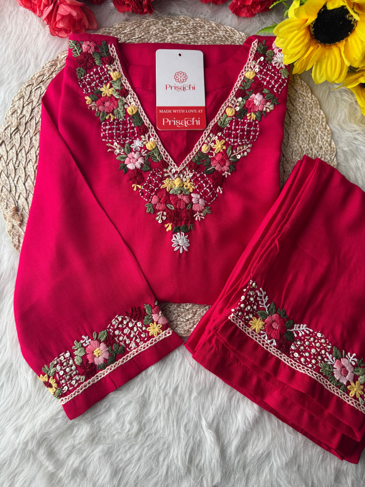 Women Thread Embroidered Kurti Pant Co-ord Set | Ethnic Office & Daily Wear