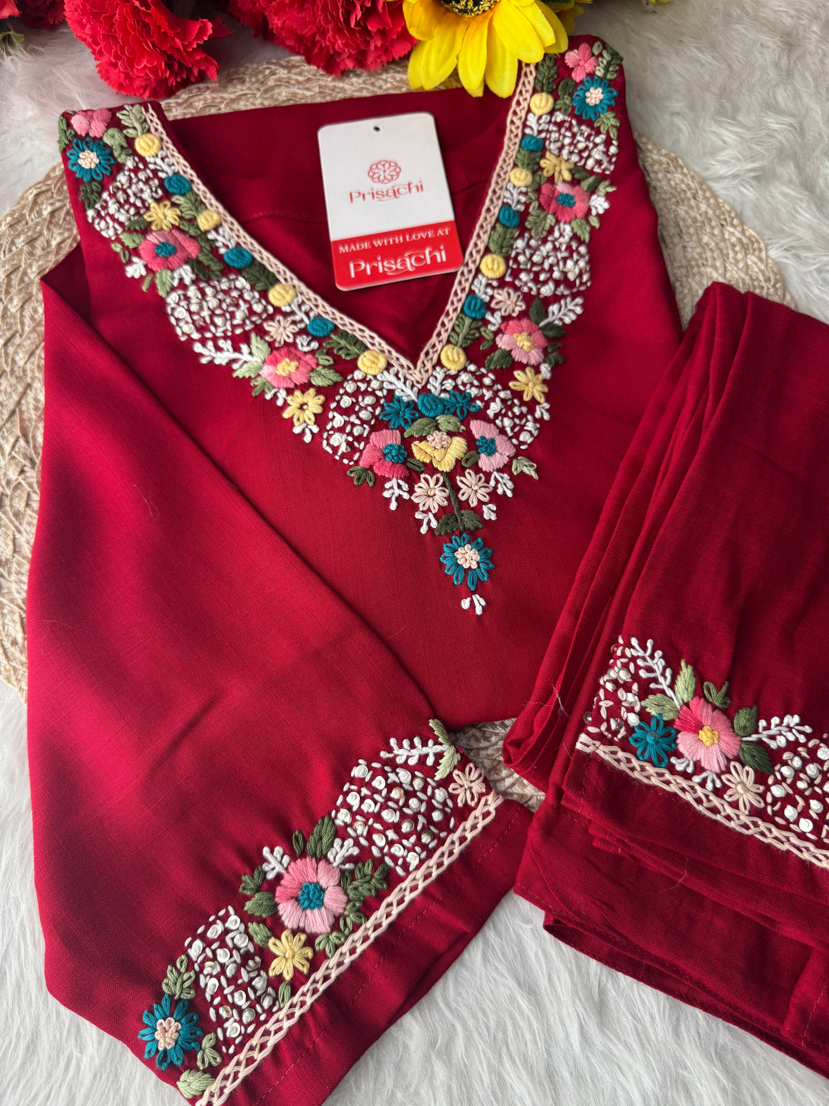 Women Thread Embroidered Kurti Pant Co-ord Set | Ethnic Office & Daily Wear