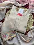 Off White Ethnic embroidered kurta set with Dupatta and Pants