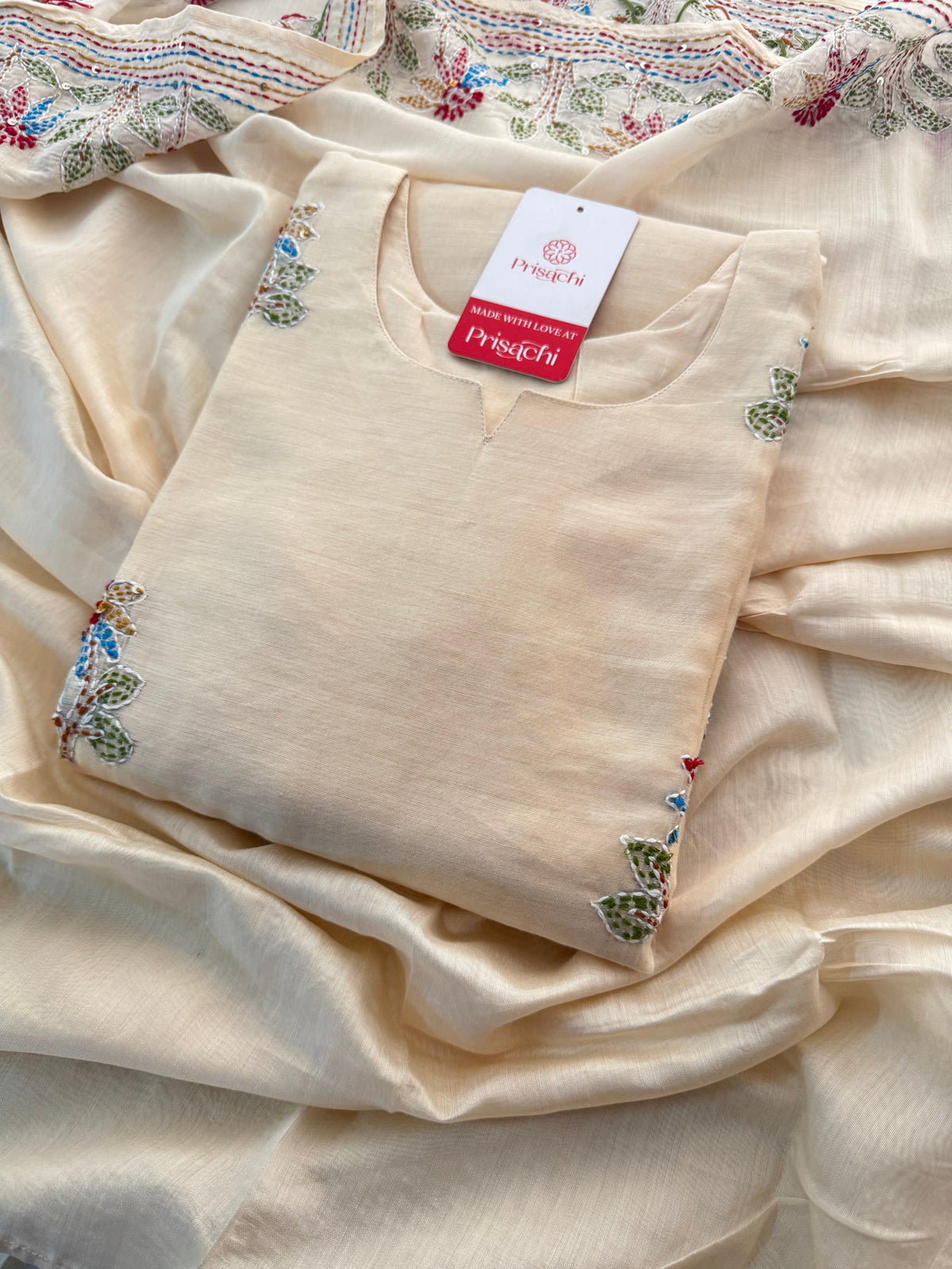 White Designer Ethnic Thread Embroidered Kurta Set with Dupatta and Pants