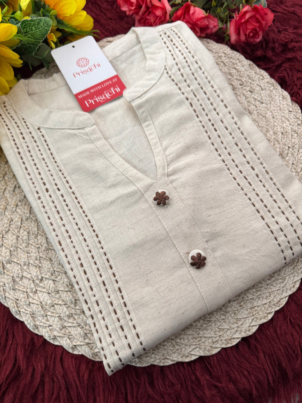 Off White Short Mandarin Collar Thread Embroidered Kurti for Women