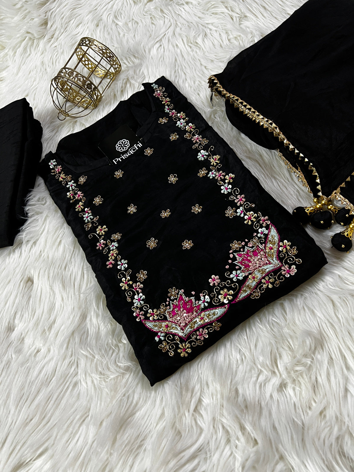 Yellow Embroidered kurta set with dupatta